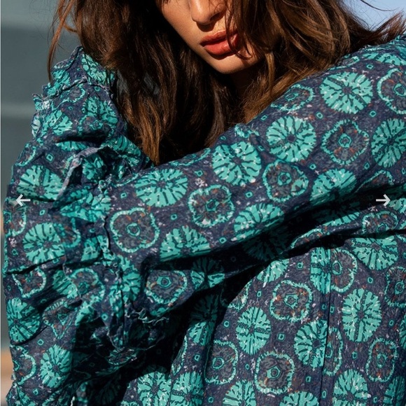 One Season Australia Blue Ruffled Tiered Sundress with Bell Sleeves - Picture 4 of 10